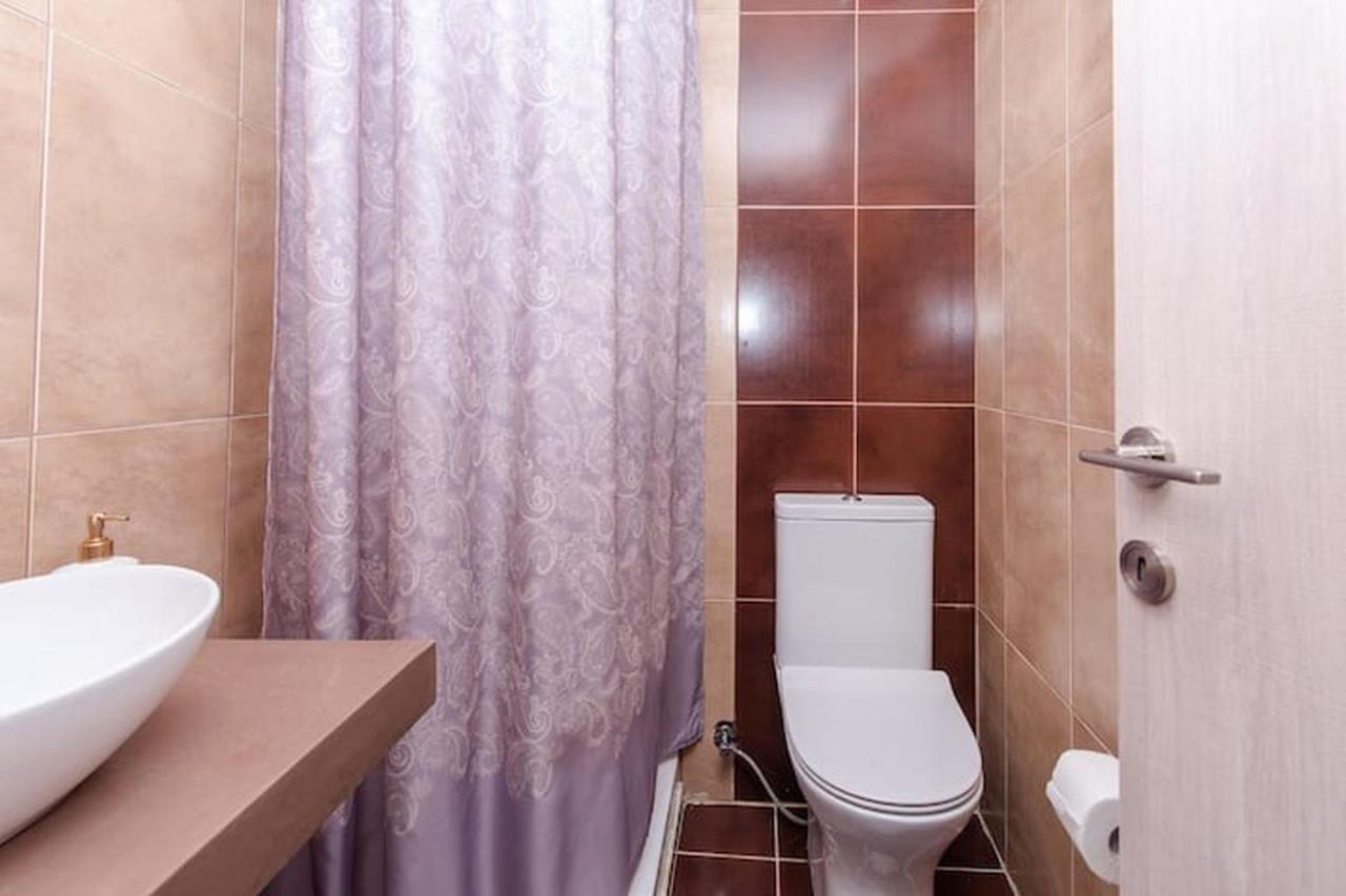 Eliora Studio & Aelia Apartment Iraklion Buitenkant foto