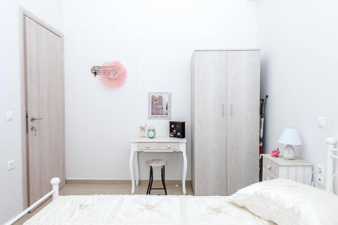 Eliora Studio & Aelia Apartment Iraklion Buitenkant foto