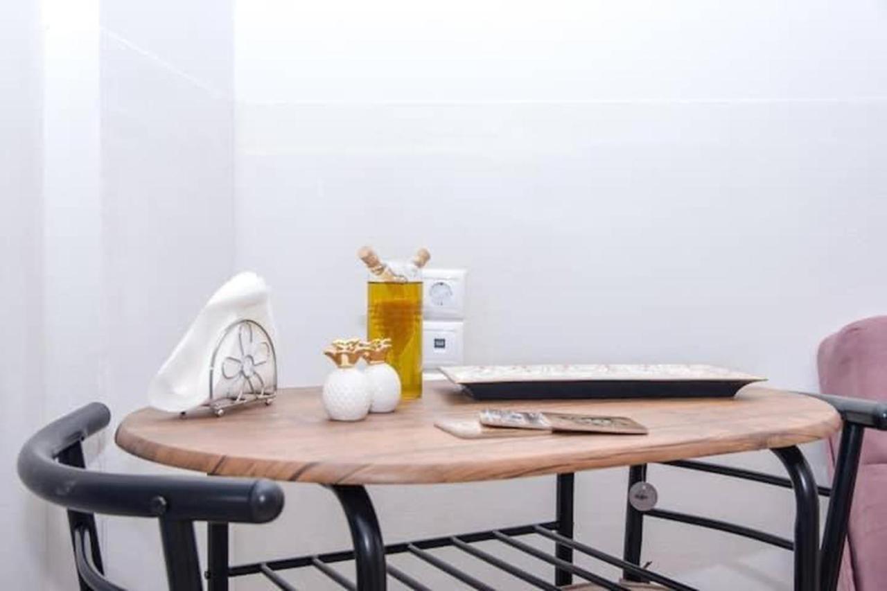 Eliora Studio & Aelia Apartment Iraklion Buitenkant foto